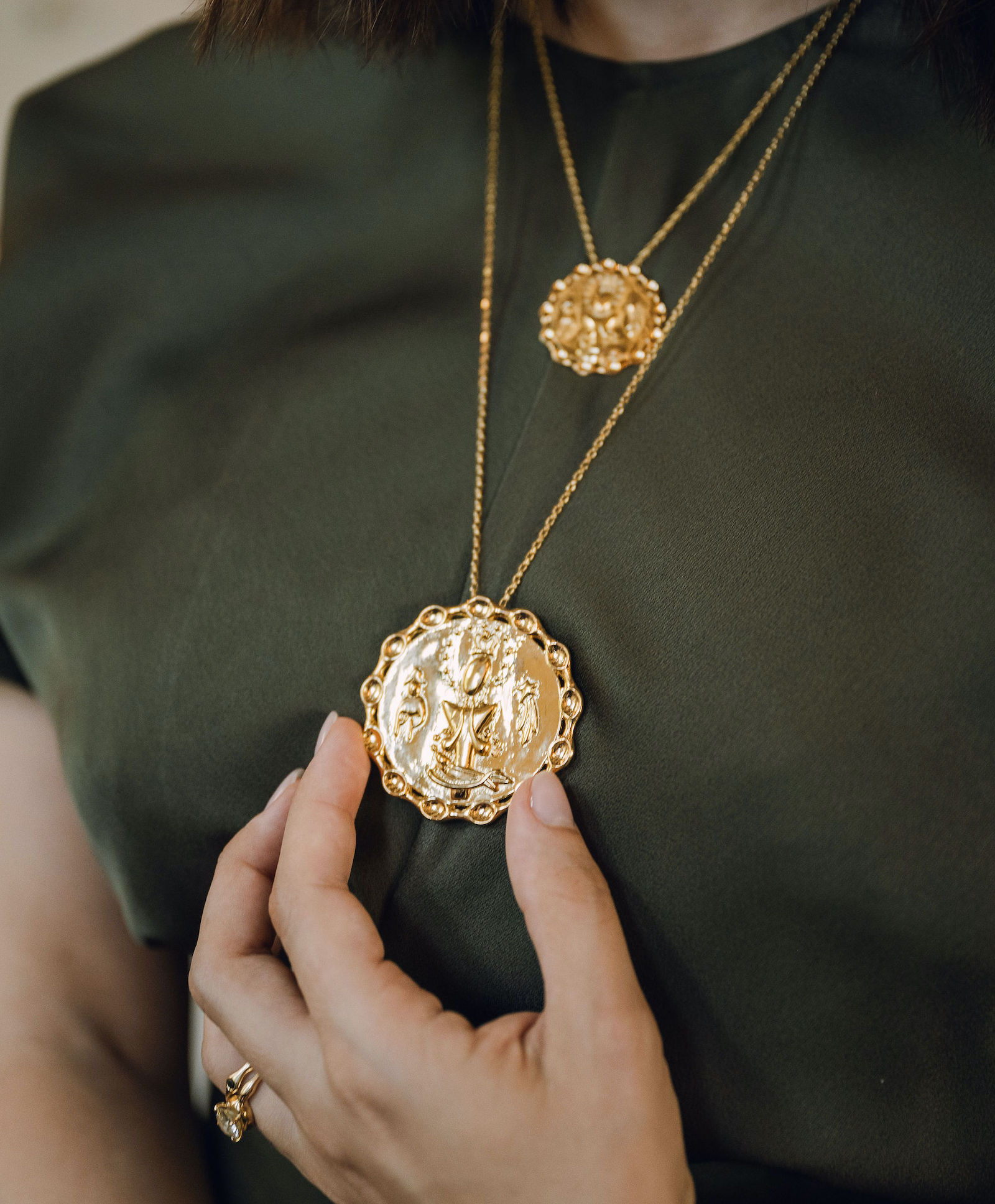 Medalla de La Altagracia Pendant - Image 2